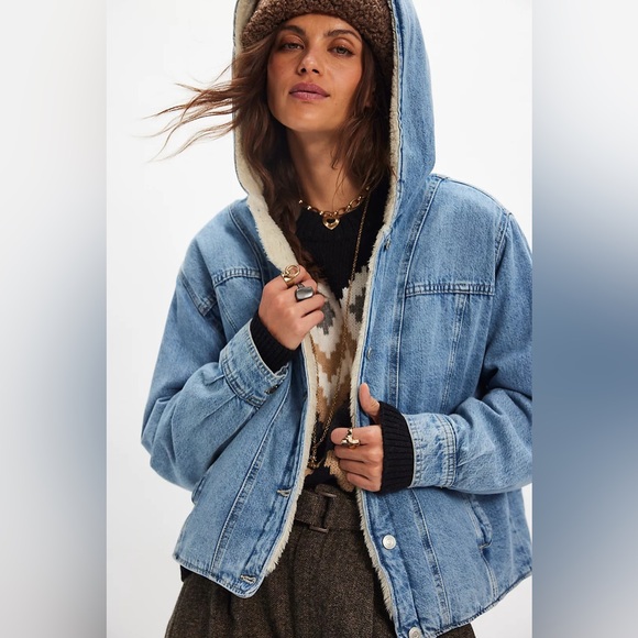 Free People We The Free Asher Cozy Denim Jacket - Picture 1 of 8